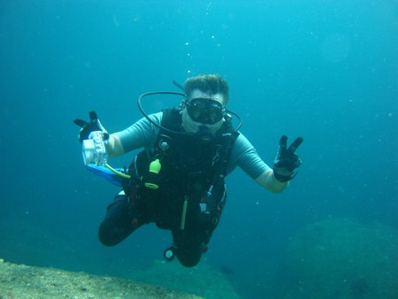 Become an Cmas Instructor in Thailand   with ATUS/CMAS 5* Dive Accademy Thailand Diving Pattaya